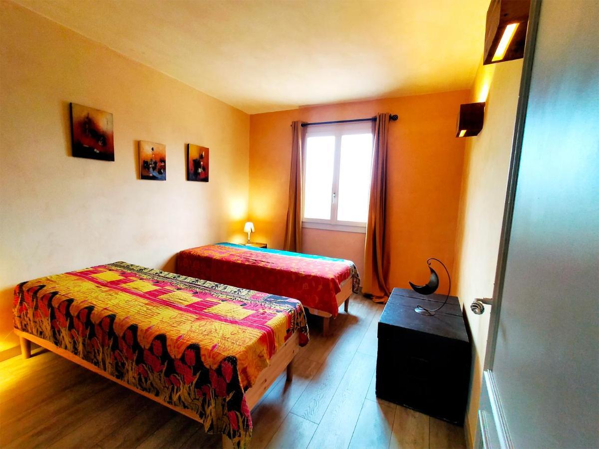 Mas Des Broussonnetiers Apartment Barjac  Luaran gambar