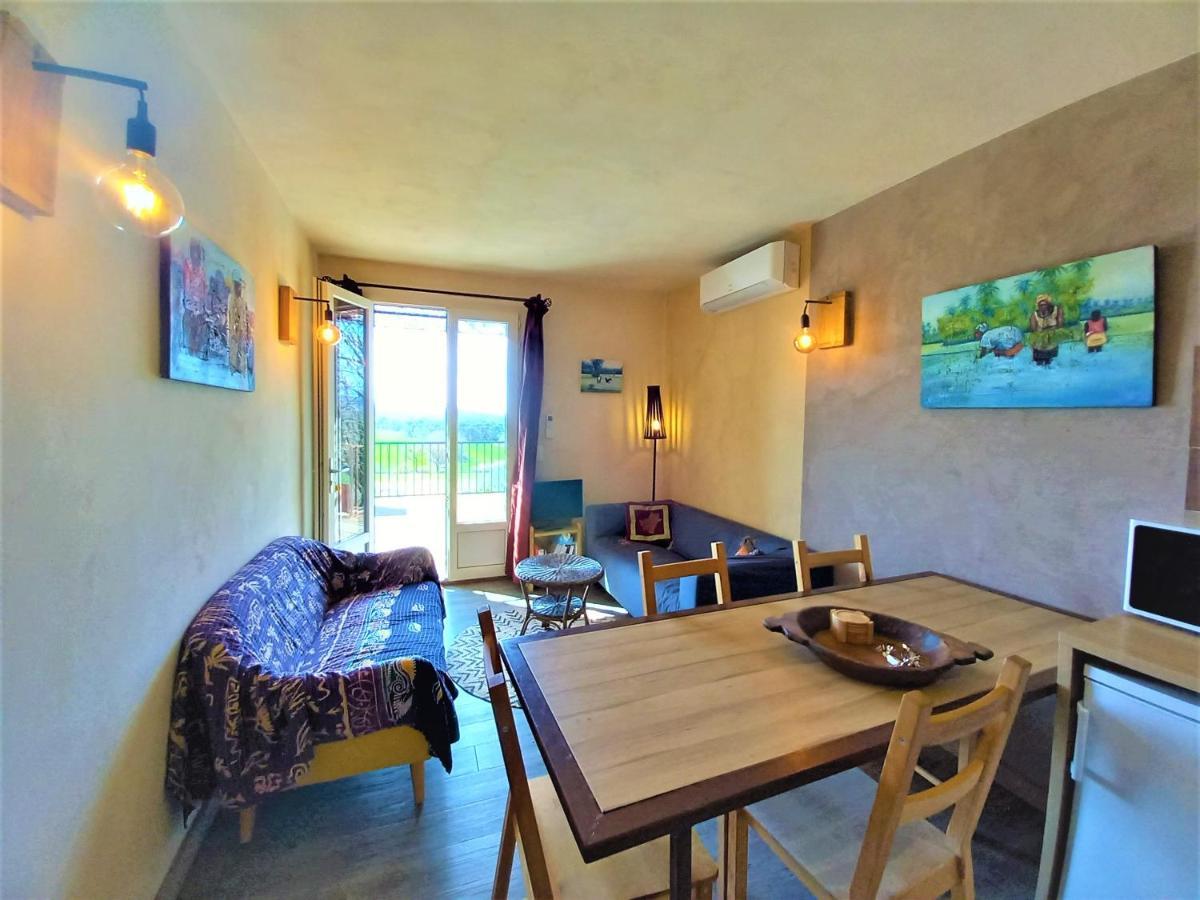 Mas Des Broussonnetiers Apartment Barjac  Luaran gambar