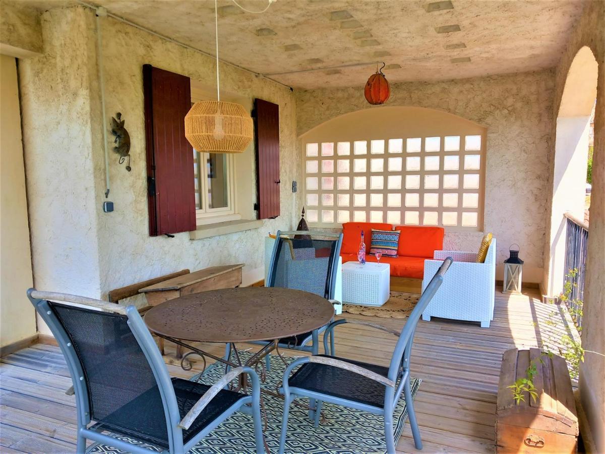 Mas Des Broussonnetiers Apartment Barjac  Luaran gambar